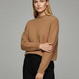 Moteriškas megztinis su alpakos jauniklių vilna