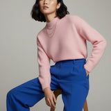 Moteriškas megztinis su alpakos jauniklių vilna