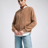 Moteriškas megztinis su alpakos jauniklių vilna