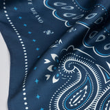 Moteriška šilkinė skarelė