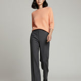 Moteriškas megztinis su alpakos jauniklių vilna