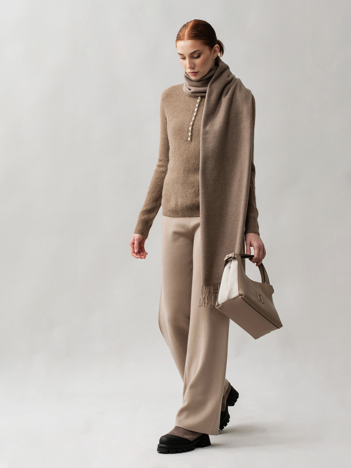 Moteriškas megztinis su alpakos jauniklių vilna, Capsule Collection