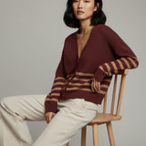 Moteriškas megztinis su kašmyru