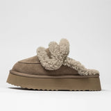 Moteriškos lauko šlepetės