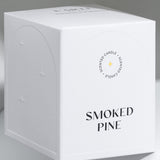 Kvapioji sojų vaško žvakė su medine dagtimi „Smoked Pine”, 210 g